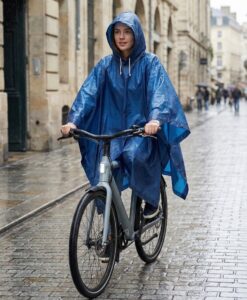 vandtaet-regnponcho-cykling.jpg