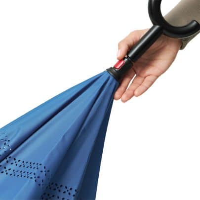 blå omvendt paraply